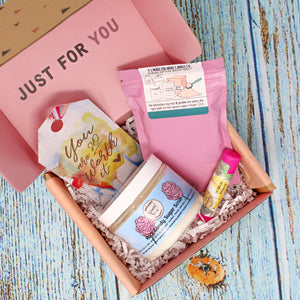Mama Needs Love Gift Box