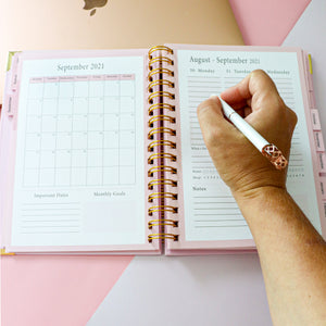 Motivational Mom Planner Jul 2021- Dec 2022