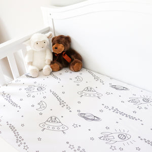 Outer space - Organic Baby Crib Fitted Sheet (Black & White)