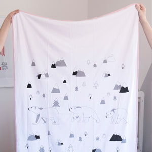North Pole Toddler Summer Blanket (Pink)